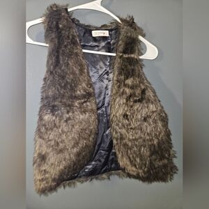 Knit Works Girls Faux Fur Vest Size L (14)